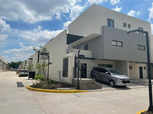 Imagen 8 de 12 de Departamento Planta Baja Con Jardin Y Parrilla- Altos Del Encuentro