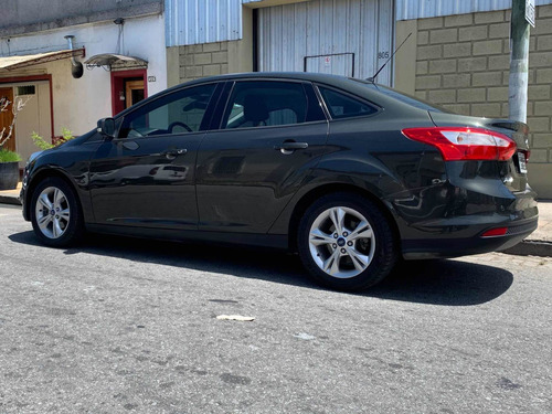 Ford Focus Iii 2.0 Sedan Se Plus Mt 2014