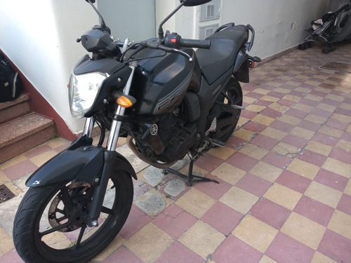 Moto Yamaha Fz