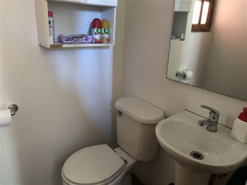 Casa En Venta De 4 Dorm. En La Reina