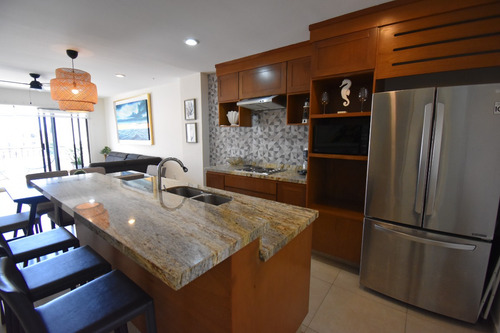 Condominio En Blue Marlin - 3 Recámaras, Vista Al Mar - Ideal Para Vivir O Invertir - $5,900,000 Mxn