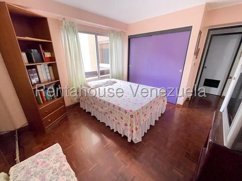 Vendo Lindo Y Amplio Apartamento En La Tahona-las Esmeraldas