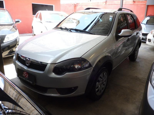 Imagem 1 de 4 de Fiat Palio 1.4 Mpi Attractive Weekend 8v