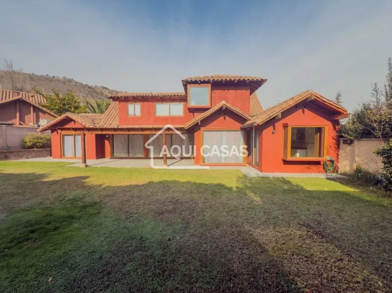 Imagen 1 de 24 de Gran Casa Familiar En Exclusivo Condominio De Huechuraba