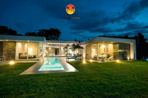 Casa De Ensueño En Venta En Villas Del Mesón