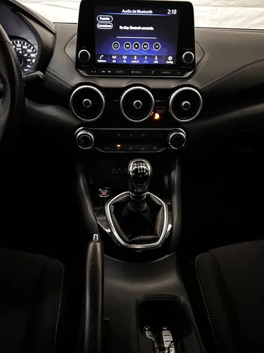 Nissan Sentra 2.0 Advance Mt