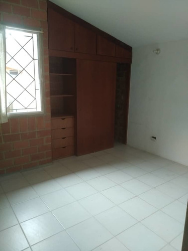 Imagen 7 de 11 de Venta De Casa En Valle De Chara. Res. Valle Hermoso