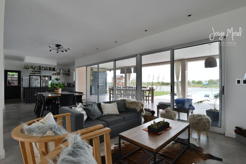 Casa Laguna #200-300 - San Sebastian - Area 5 - 240m2 #id 1047