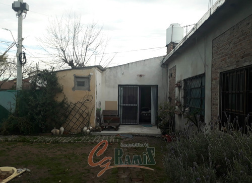 Imagen 15 de 15 de Casa En Venta 4amb Darragueira 1700 Ituzaingó
