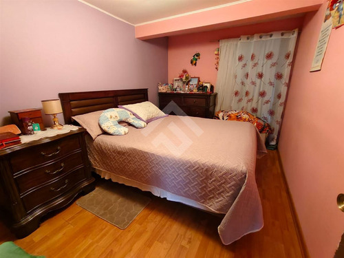 Casa En Venta De 5 Dorm. En Maipú