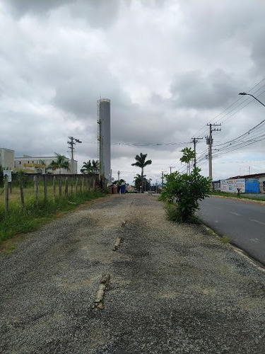 Imagem 1 de 6 de Ótima Área Com Excelente Localização Em Taubaté - Ar0008