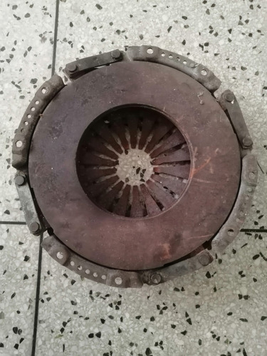 Plato Presión Clutch Tipo Abanico F- 600 / 750; Cargo 815