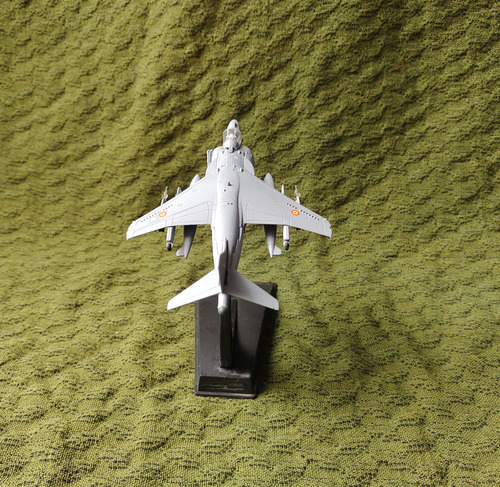 Avión Diecast Av-8b Harrier Ii Armada Española Salvat 1:100 Gris (Usado)