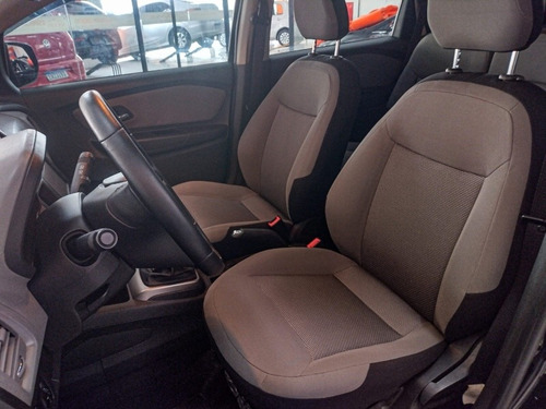 Imagem 5 de 12 de Chevrolet Spin 2017 1.8 Ltz 7l 5p