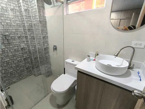 Vendo Apartamento Recién Construido Segundo Piso En El Barrio Cabañas.