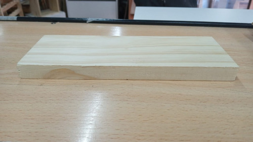 Imagen 4 de 9 de Estante De Pino 60x35 Con Mensulas Laterales O Soportes