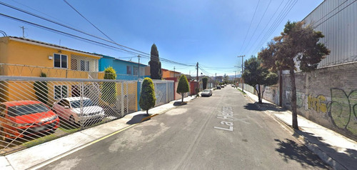 Casa 3 Recamaras, 2 Estacionamientos, 2 Baños.