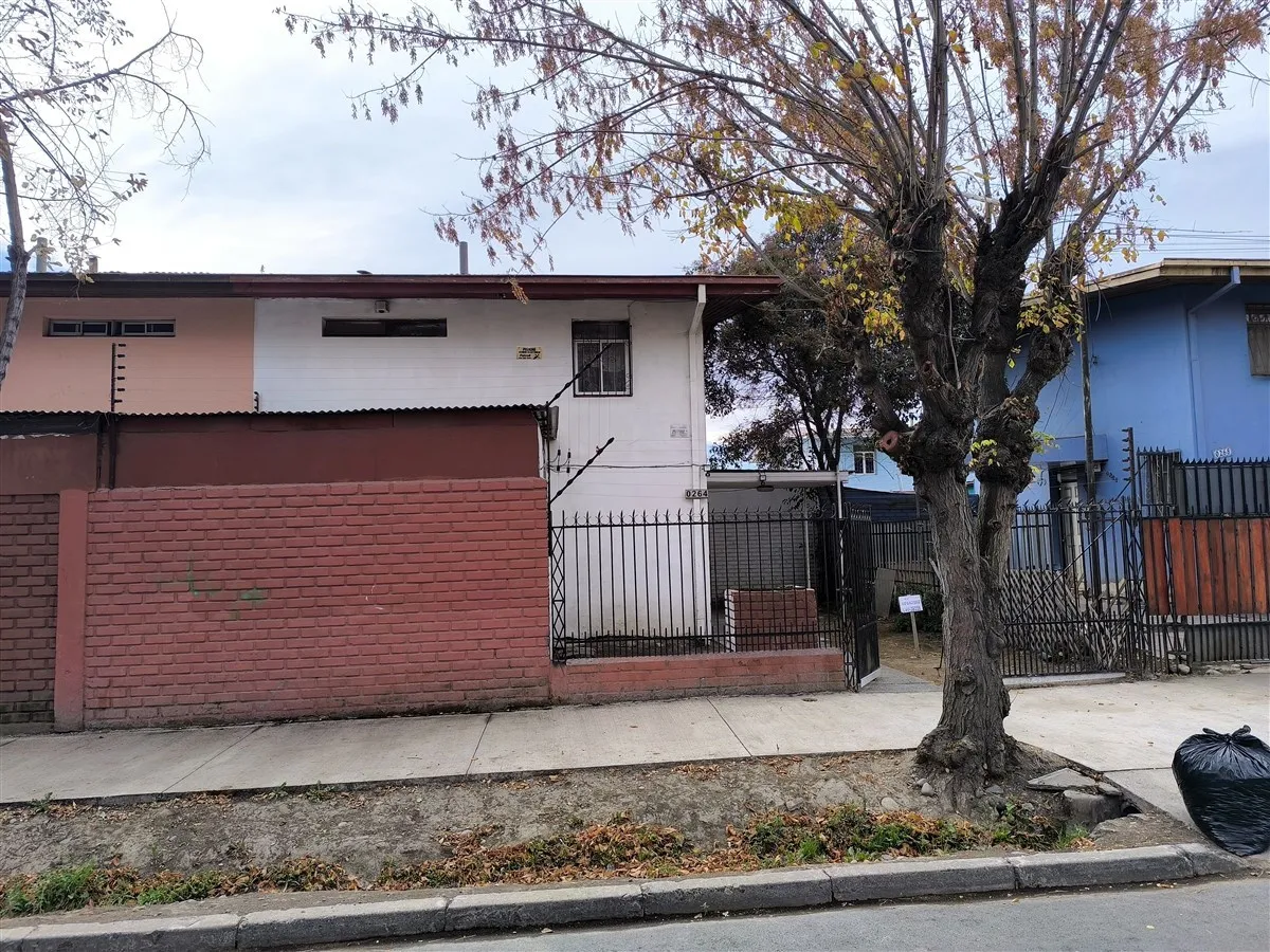 Imagen 2 de 19 de Casa En Venta De 6 Dorm. En San Bernardo