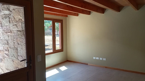 Re/max Vende Cabaña De 2 Ambientes A Estrenar