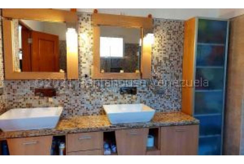 Imagen 8 de 30 de #23-2625 Exclusivo Penthouse En Altamira