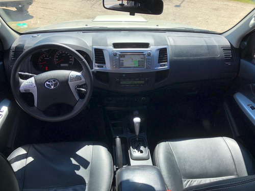 Toyota Hilux 3.0 Cd Srv Cuero 4x4 5at - A4 2015