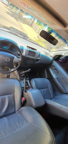 Toyota Hilux 3.0 Cd Srv Cuero I 171cv 4x4 2012