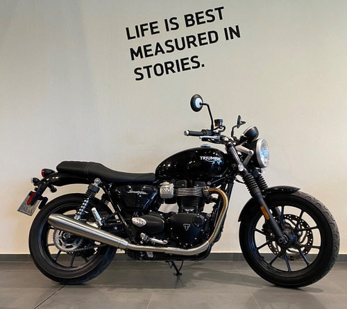 Triumph Street Twin