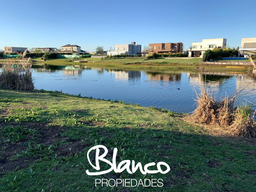 Imagen 4 de 9 de A La Laguna! Muy Lindo Lote Dentro Del Barrio San Matías - Escobar