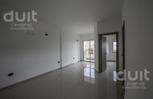 Imagen 7 de 11 de Edificio - Guemes