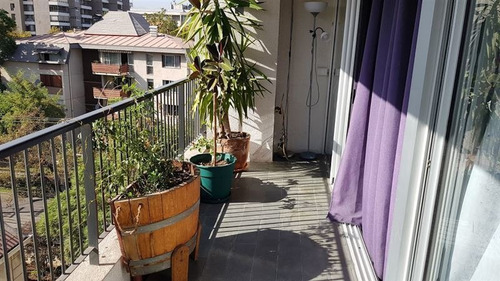 Departamento En Venta De 2 Dorm. En Providencia