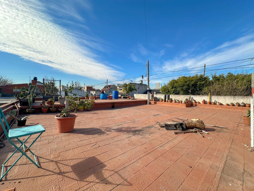 Casa En Venta En Lanús Este