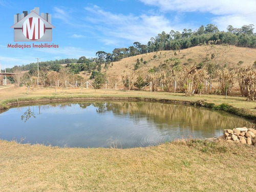 Imagem 26 de 30 de Chácara Maravilhosa Com Nascente, Lago, Fino Acabamento, 03 Dormitórios À Venda, 7000 M² Por R$ 700.000 - Pedra Bela/sp - Ch0560