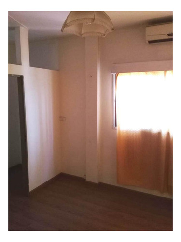 Imagen 4 de 9 de Oficina 1 Amb Amplio Dividido Con Baño Propio Pleno Centro
