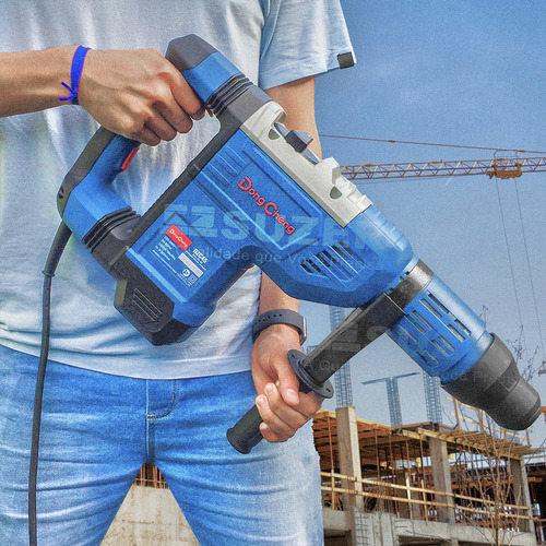 Martelete Rotativo Profissional DZC45 Sds Max DongCheng 1500w 3 Modos 8,2 kg Cor Azul