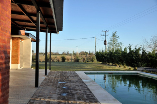 Imagen 3 de 19 de Casa Quinta En Carmen De Areco