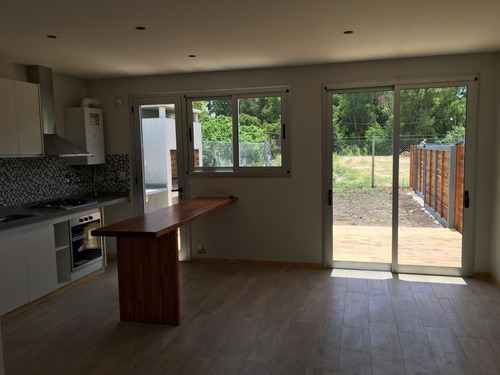 Imagen 7 de 30 de Casa En Venta En Manuel B. Gonnet Barrio San Antonio Dacal Bienes Raices