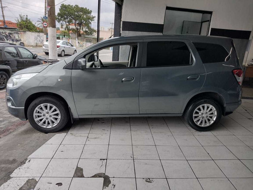 Imagem 8 de 8 de Chevrolet Spin Lt 1.8 Flex - 2013