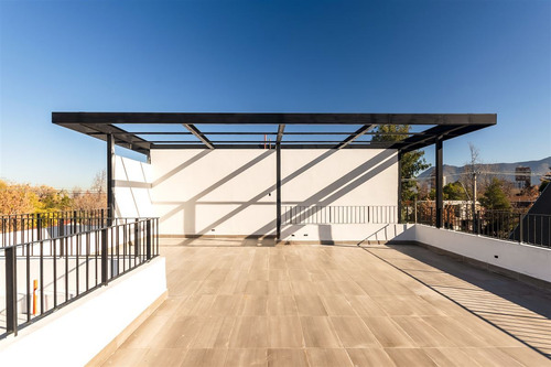 Townhouse Nueva En Las Condes