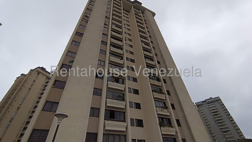 Apartamento En Venta En Lomas De Prados Del Este
