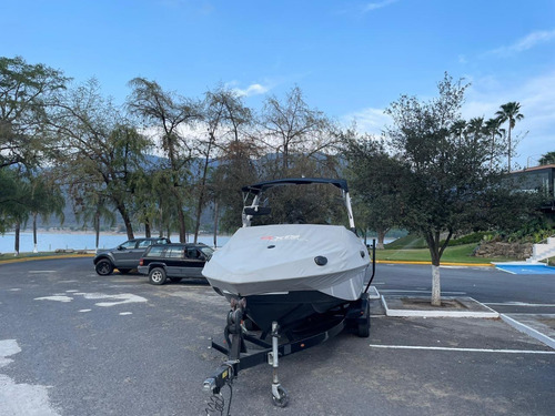 Lancha Axis T23