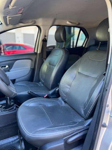Renault Logan 1.6 Privilege Plus 105cv
