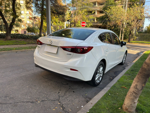Mazda 3 2.0 V Mt Skyactiv Año 2020 80.000 Km