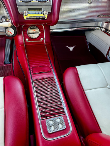 Ford Thunderbird 1960 V8 Hard Top