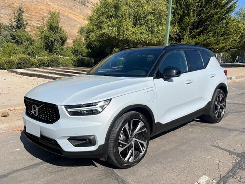 Volvo XC40 1.5 T5 PHEV R-Design Recharge Auto