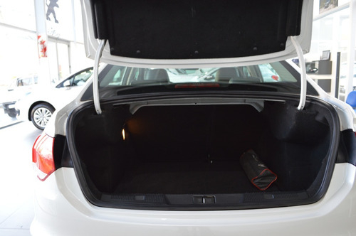 Imagen 7 de 14 de Citroen C4 Lounge Exclusive 1.6 Thp At6 2016 / Lesbleus