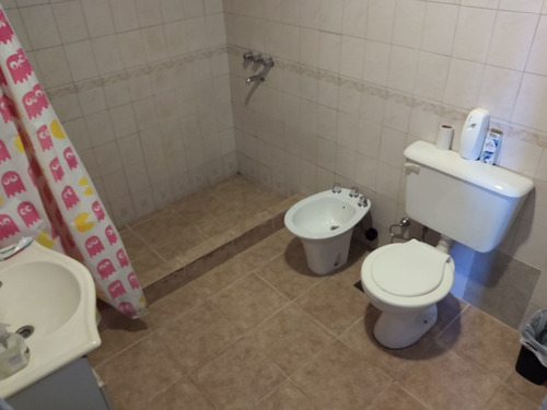 Imagen 10 de 12 de Casa Pasillo Abasto 1 Dormitorio En Venta