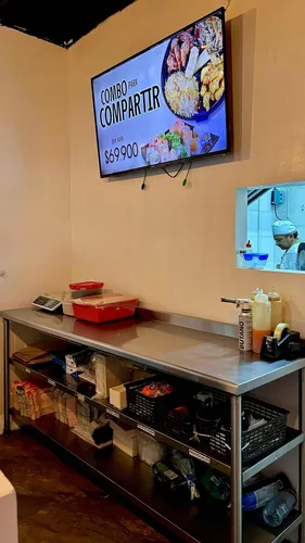 Restaurante De Sushi En Funcionamiento
