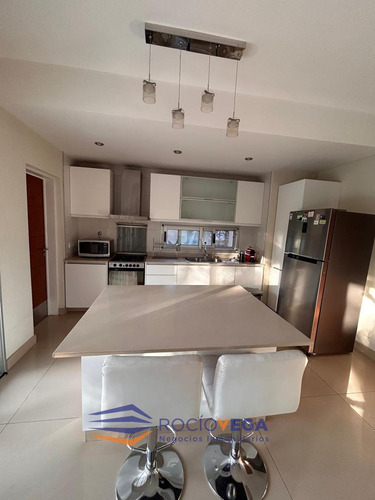 Casa En Venta En Barrio Santa Ana Moreno