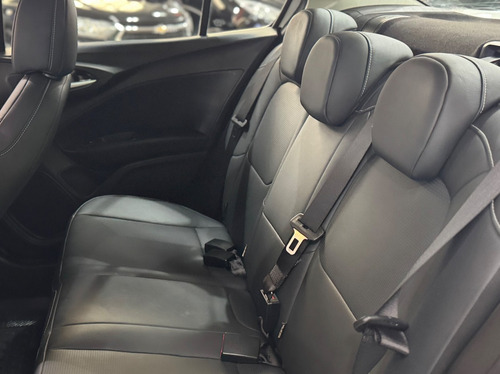 Fiat Cronos 1.8 Precision 16v Flex 4p