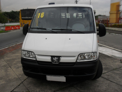 Peugeot Boxer 2.3 15 Lugares Completa 2016